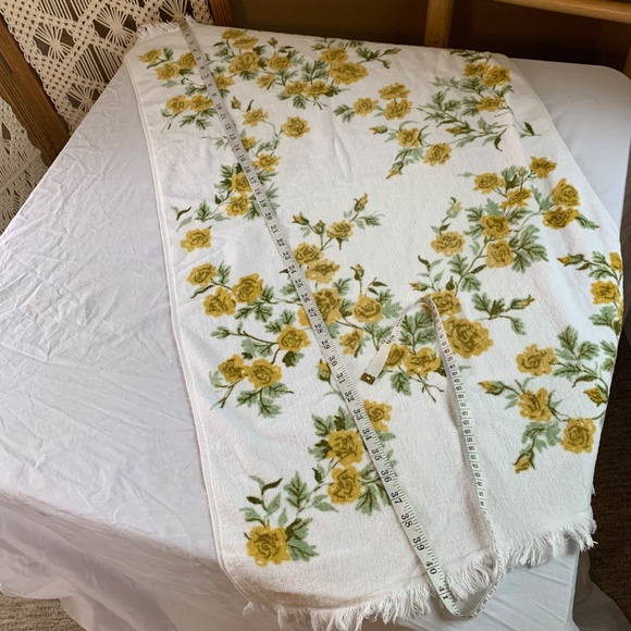 Vintage Deadstock  3 Pc White With Green/Yellow Floral  Fieldcrest Martex Towels - Picture 11 of 14